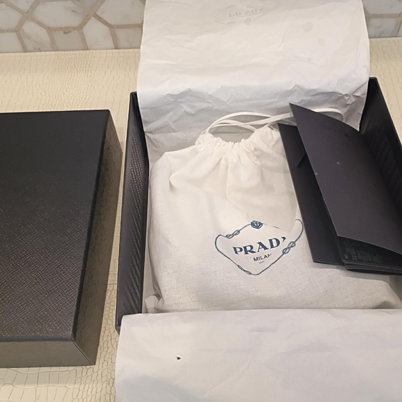 💋 Prada Authentic NEW Headband NWT W/BOX - Picture 11 of 11
